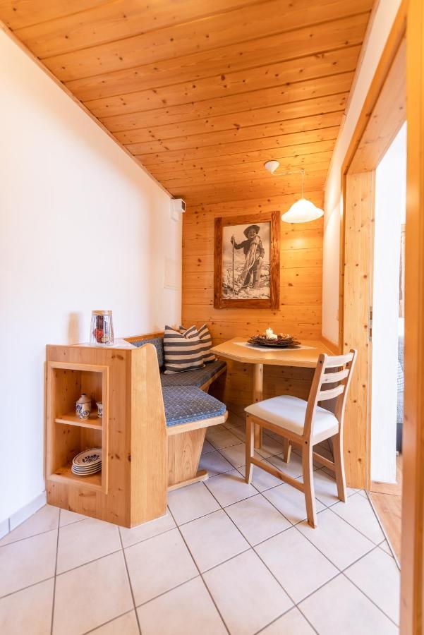 Kassnhof - Urlaub In Den Bergen Apartment Telfes im Stubai Exterior foto