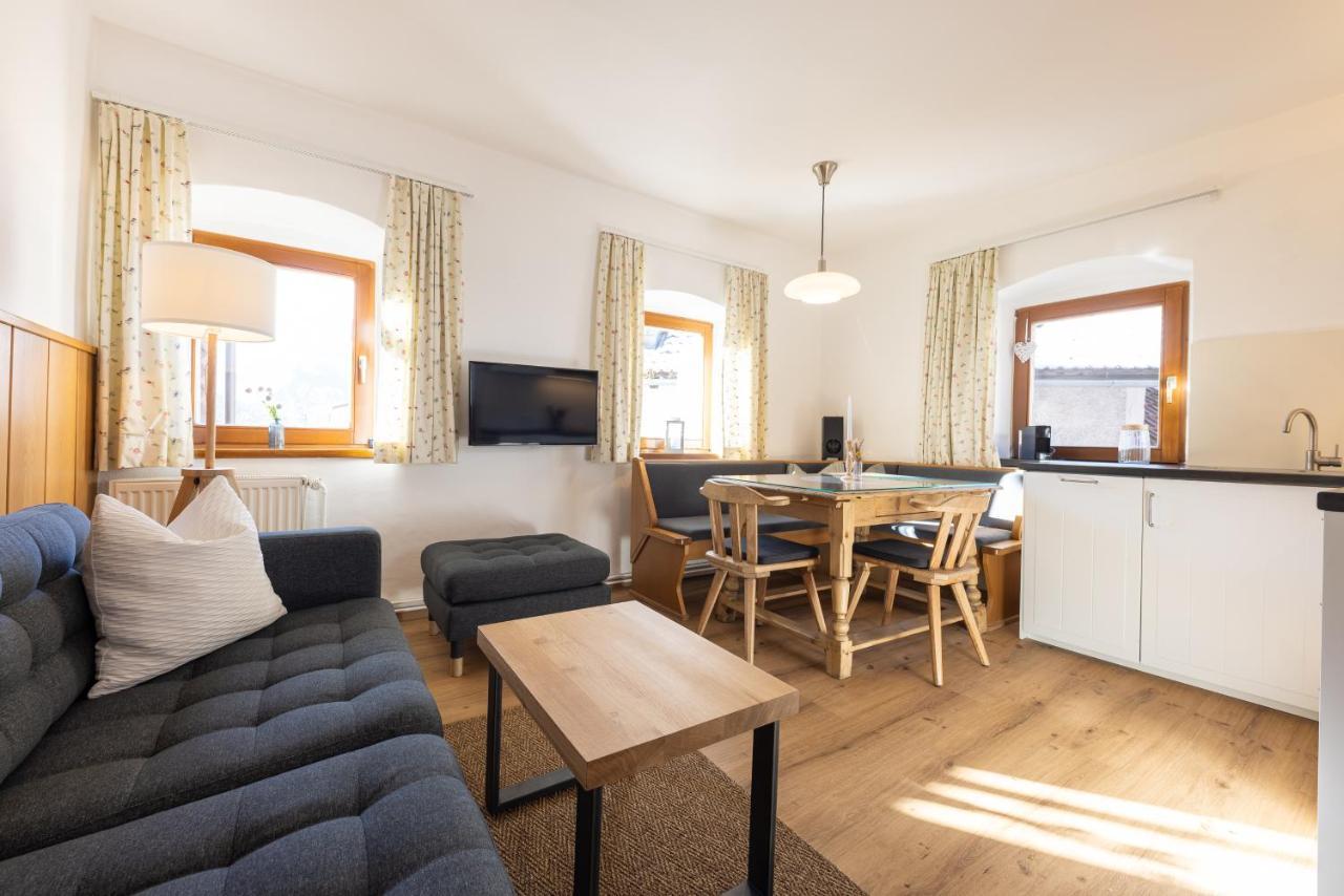 Kassnhof - Urlaub In Den Bergen Apartment Telfes im Stubai Exterior foto