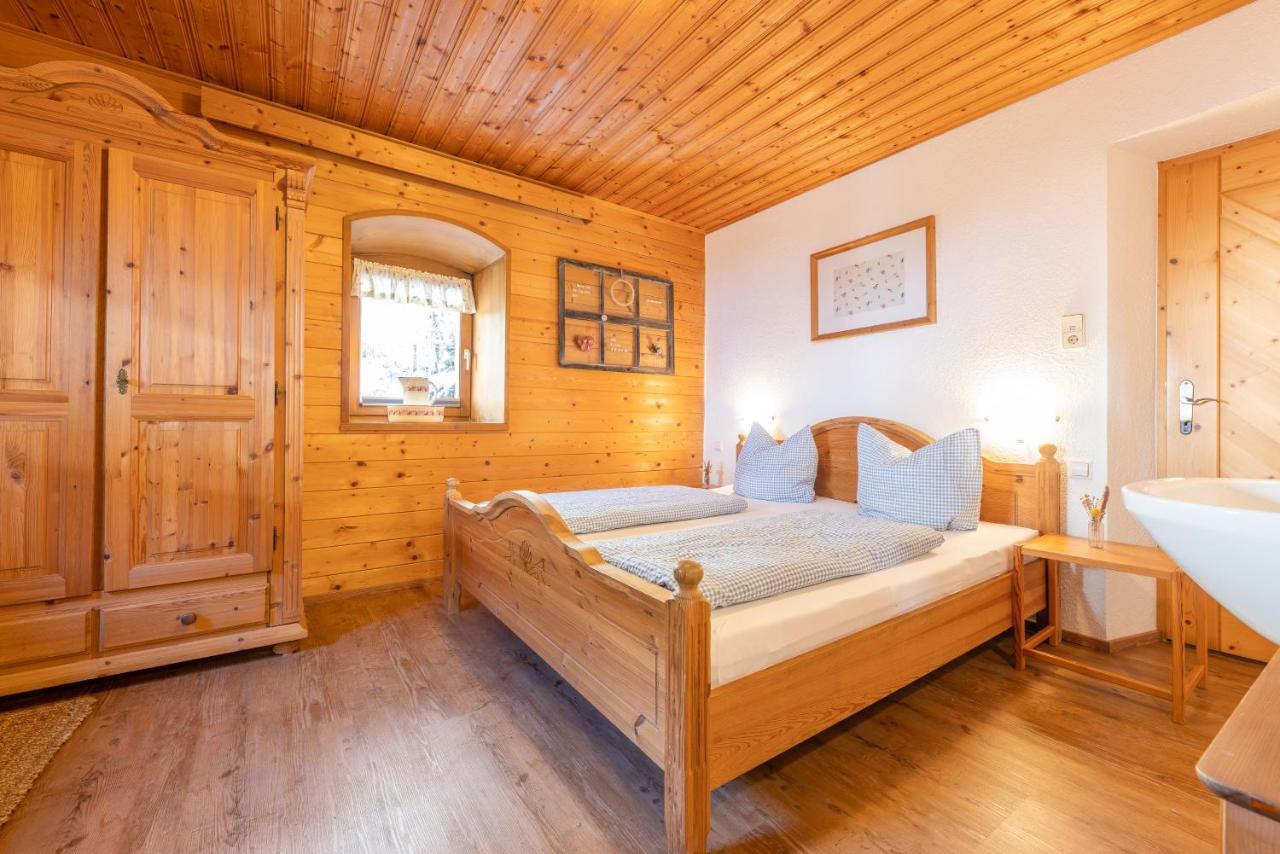 Kassnhof - Urlaub In Den Bergen Apartment Telfes im Stubai Exterior foto
