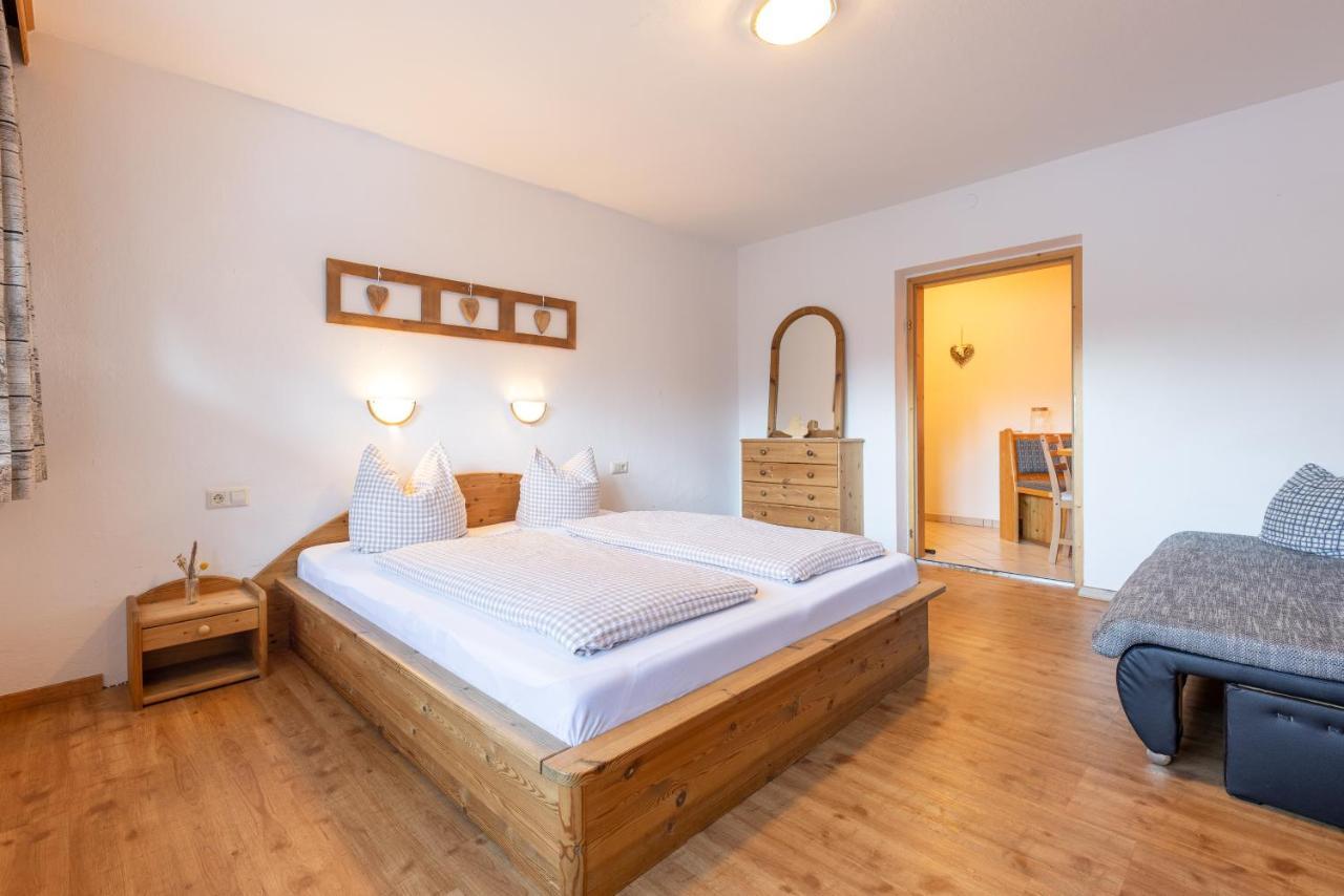 Kassnhof - Urlaub In Den Bergen Apartment Telfes im Stubai Exterior foto