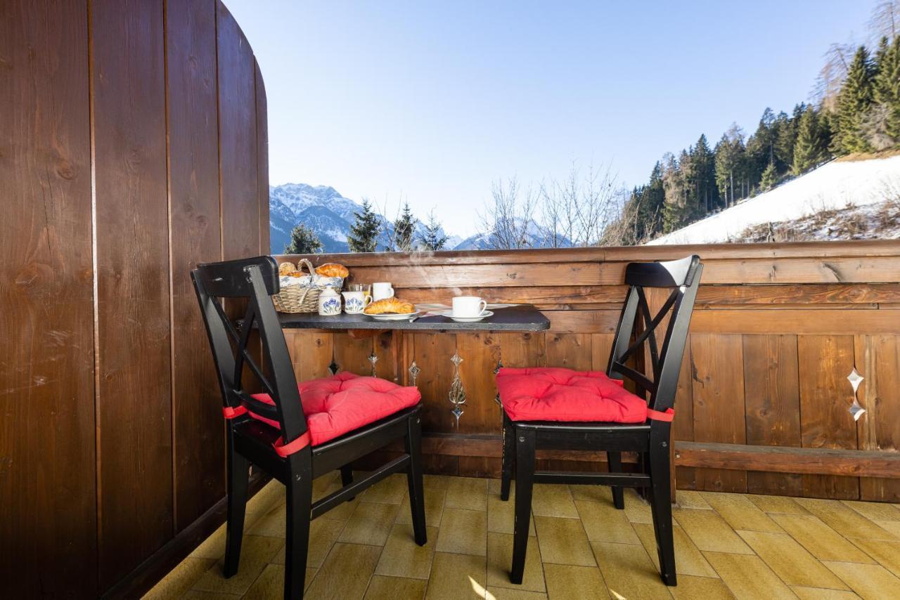 Kassnhof - Urlaub In Den Bergen Apartment Telfes im Stubai Exterior foto