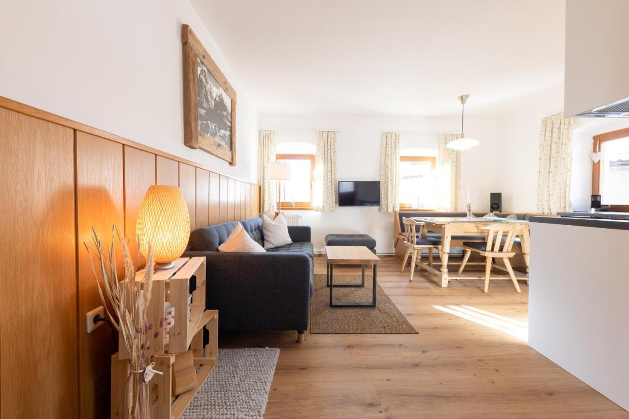 Kassnhof - Urlaub In Den Bergen Apartment Telfes im Stubai Exterior foto